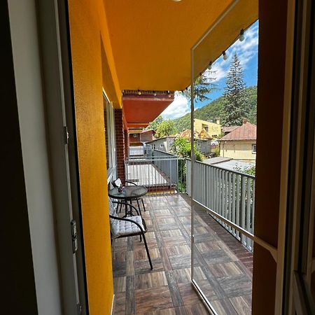Sara Apart Belleview Sinaia Exterior foto